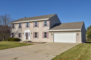 11458 W Balboa STREET, Franklin, WI 53132