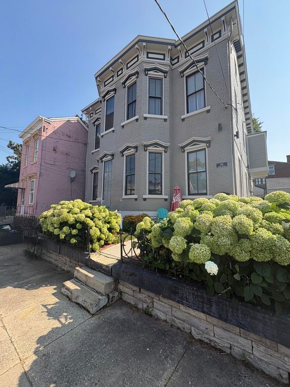 363 Berry Avenue, Bellevue, KY 41073