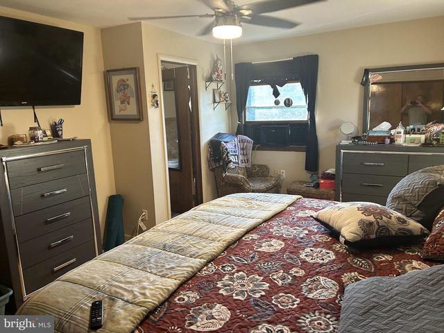 6423 BICKLE ROAD, Chambersburg, PA 17202