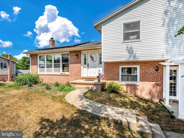 6423 BICKLE ROAD, Chambersburg, PA 17202