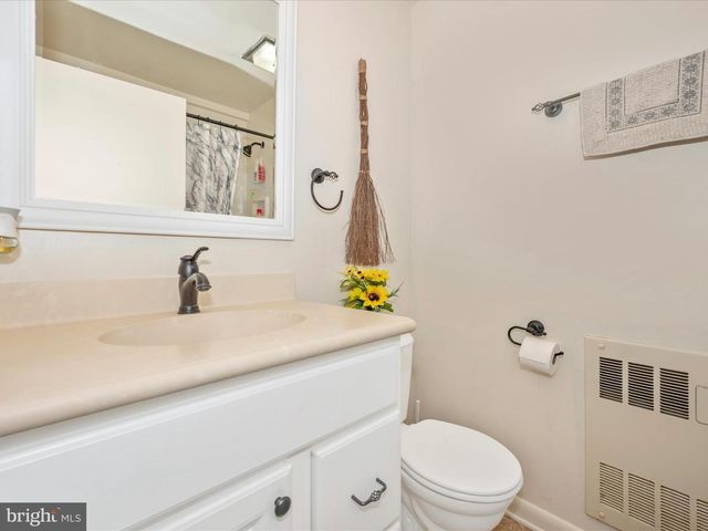 6423 BICKLE ROAD, Chambersburg, PA 17202