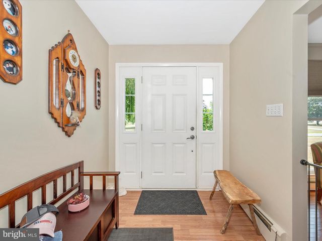 6423 BICKLE ROAD, Chambersburg, PA 17202