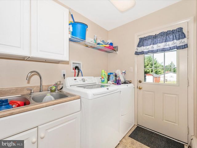 6423 BICKLE ROAD, Chambersburg, PA 17202