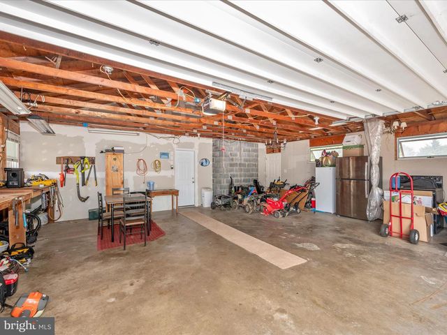 6423 BICKLE ROAD, Chambersburg, PA 17202