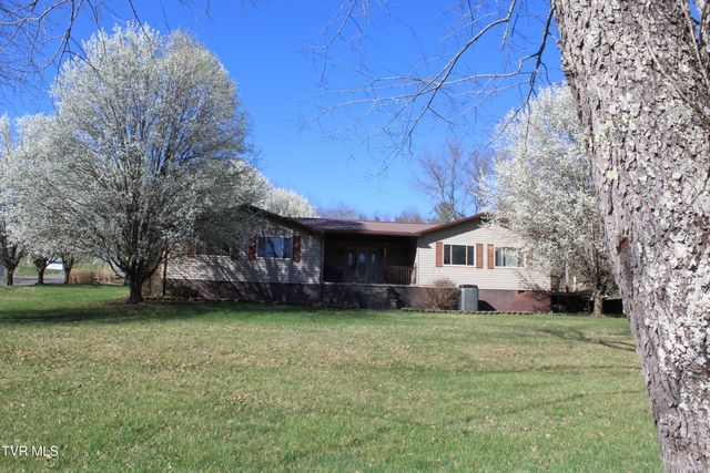 158 Dryden Heights Drive, Dryden, VA 24243