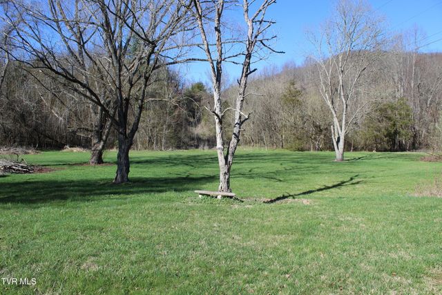 158 Dryden Heights Drive, Dryden, VA 24243