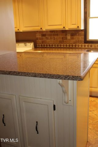 158 Dryden Heights Drive, Dryden, VA 24243