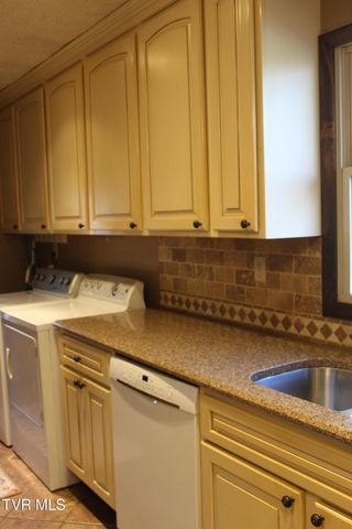 158 Dryden Heights Drive, Dryden, VA 24243