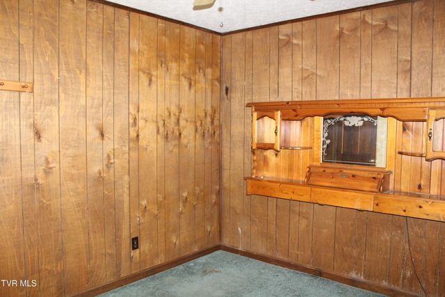 158 Dryden Heights Drive, Dryden, VA 24243