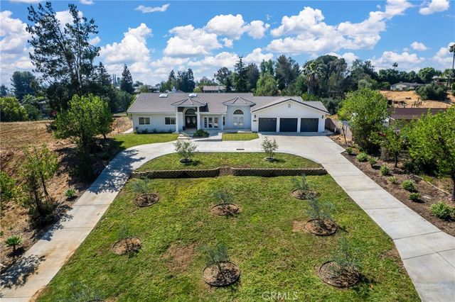12908 South Lane, Redlands, CA 92373