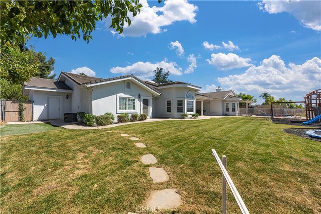 12908 South Lane, Redlands, CA 92373