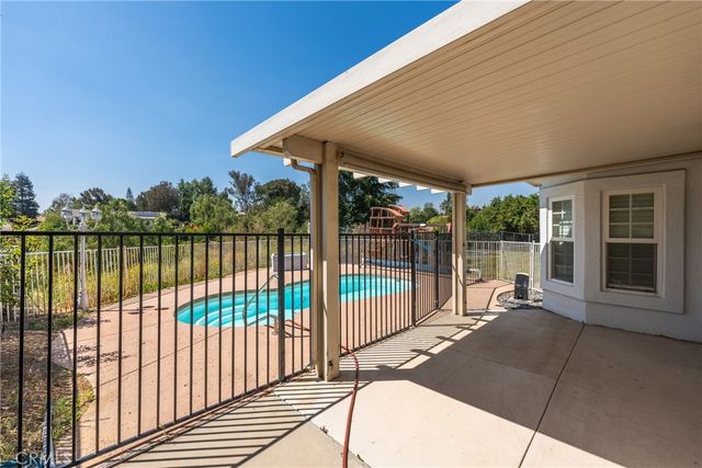 12908 South Lane, Redlands, CA 92373