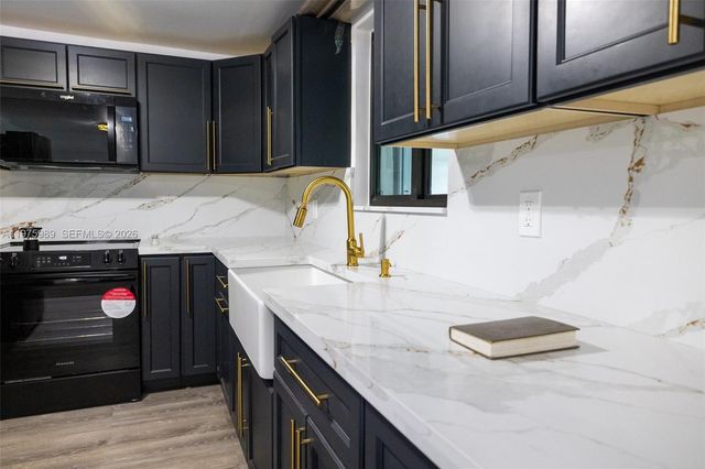 3401 SW 17th St 3401, Miami, FL 33145