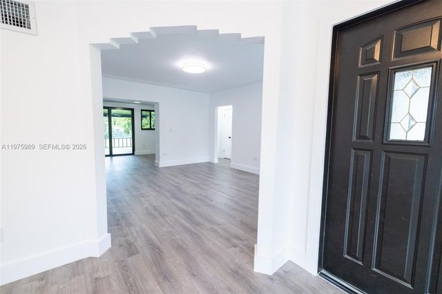 3401 SW 17th St 3401, Miami, FL 33145