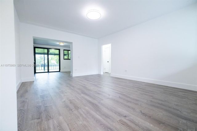 3401 SW 17th St 3401, Miami, FL 33145