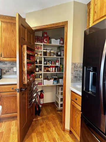 611 MARCKS COURT, Luxemburg, WI 54217