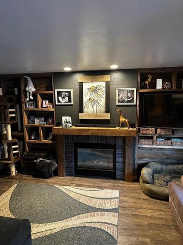 611 MARCKS COURT, Luxemburg, WI 54217