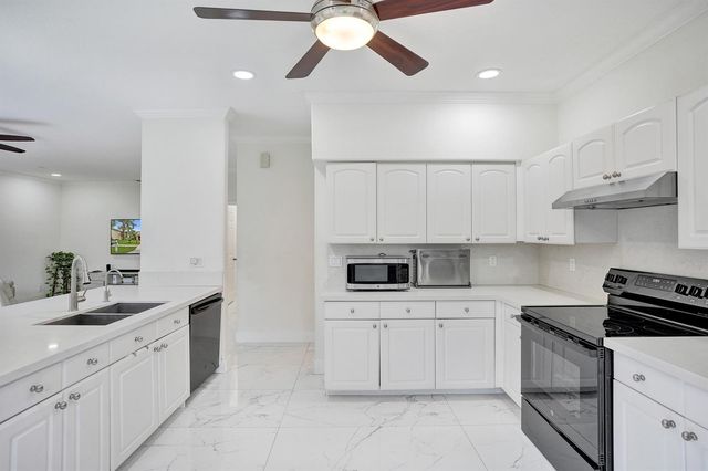 4180 Lansing Avenue, Cooper City, FL 33026