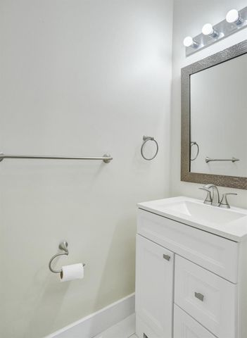4180 Lansing Avenue, Cooper City, FL 33026