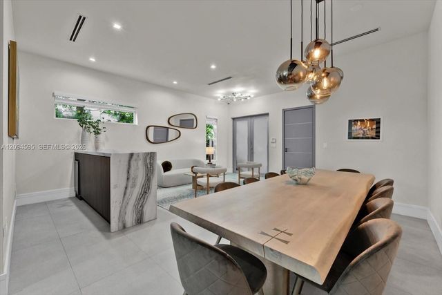 3079 Carter Street 3079, Miami, FL 33133