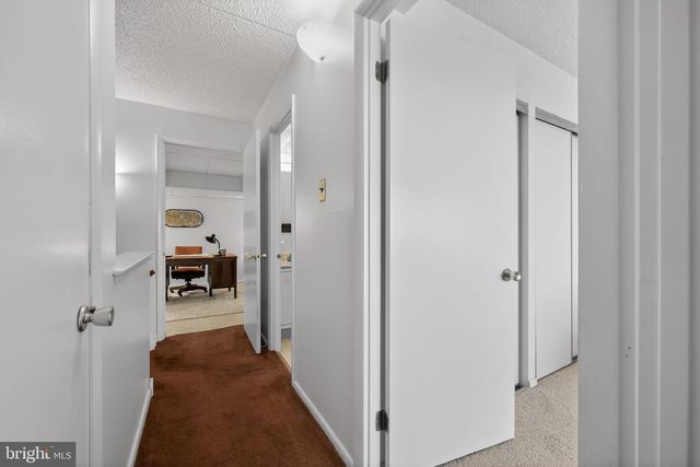 194 SUMMIT HOUSE, West Chester, PA 19382