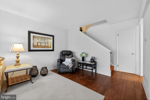 194 SUMMIT HOUSE, West Chester, PA 19382