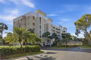 7687 Pebble Creek CIR 301, Naples, FL 34108