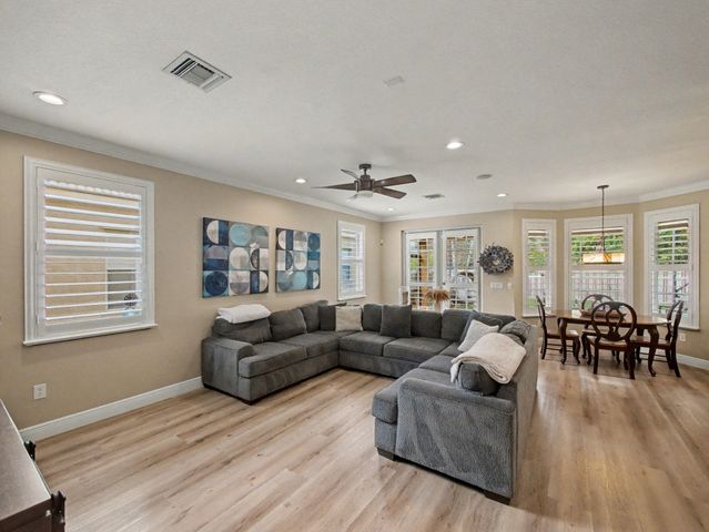 2052 Reston Circle, Royal Palm Beach, FL 33411