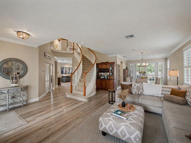 2052 Reston Circle, Royal Palm Beach, FL 33411