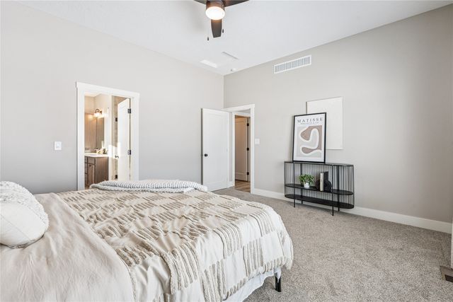 5627 163rd Street, Urbandale, IA 50323