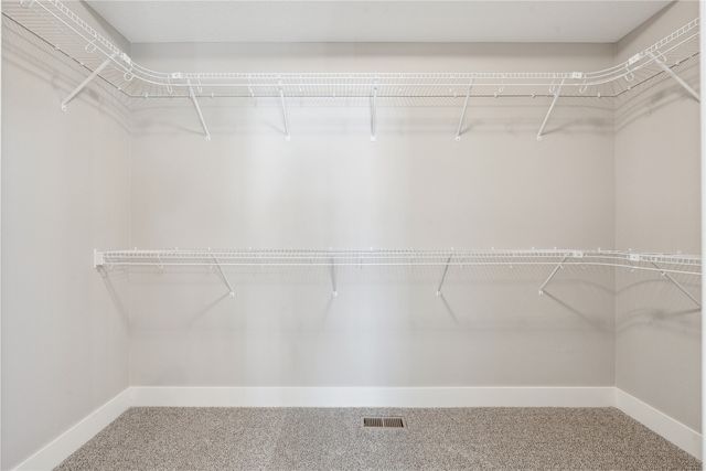 5627 163rd Street, Urbandale, IA 50323