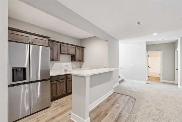 5627 163rd Street, Urbandale, IA 50323