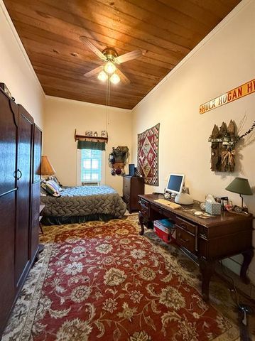 16316 County Road 224, Oakwood, TX 75855