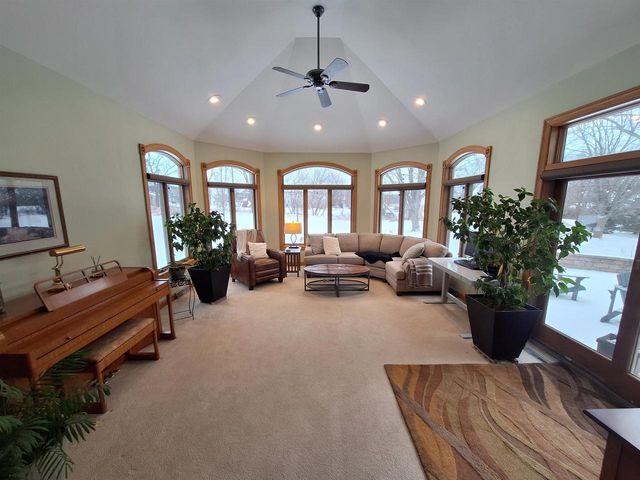 1844 IMPERIAL ROAD, Oshkosh, WI 54904