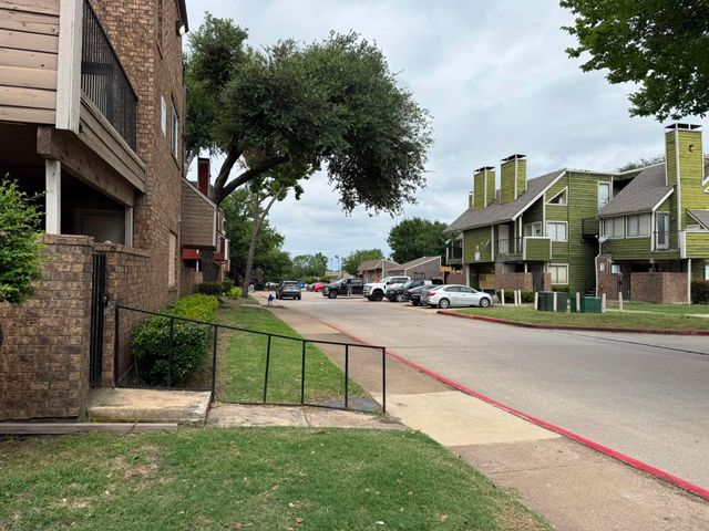 9809 Walnut Street E108, Dallas, TX 75243