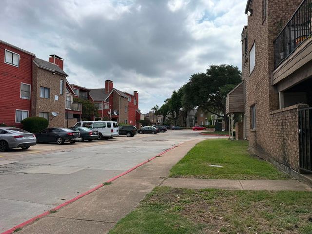 9809 Walnut Street E108, Dallas, TX 75243