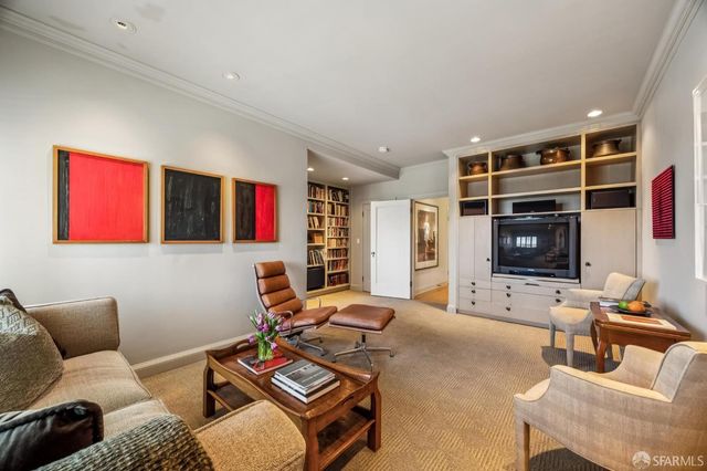 1100 Union Street 801, San Francisco, CA 94109