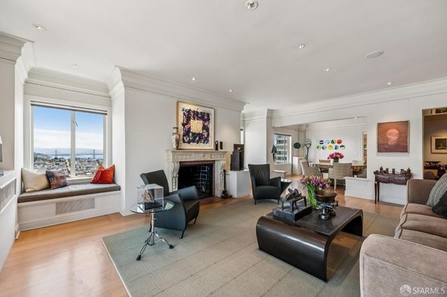 1100 Union Street 801, San Francisco, CA 94109