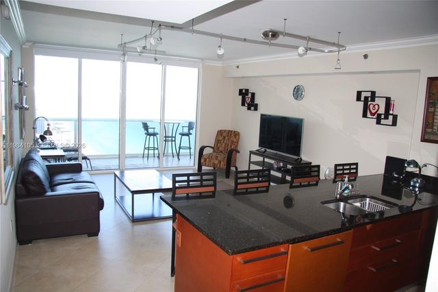 1830 S Ocean Dr 4212, Hallandale Beach, FL 33009