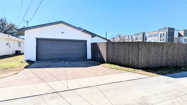 858 Pinehill Lane, Grand Prairie, TX 75052