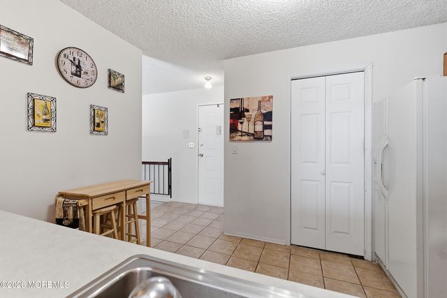 1190 W Saint Georges Avenue A19, Linden City, NJ 07036