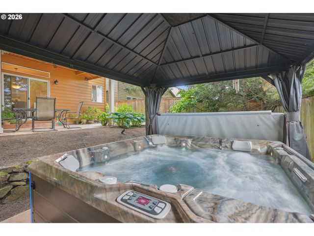 2210 Ne 177TH Ave, Vancouver, WA 98684