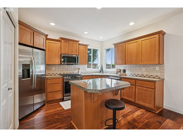 2210 Ne 177TH Ave, Vancouver, WA 98684