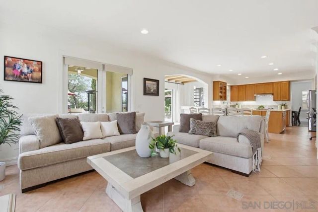 11393 Chaffinch Ct, San Diego, CA 92131