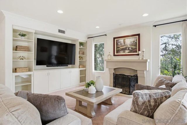 11393 Chaffinch Ct, San Diego, CA 92131