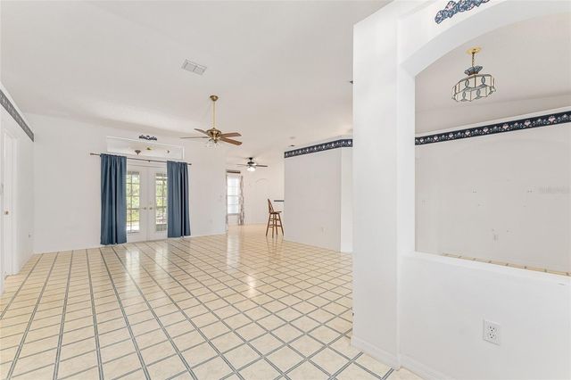 8212 N ZAVAL AVENUE, Dunnellon, FL 34433