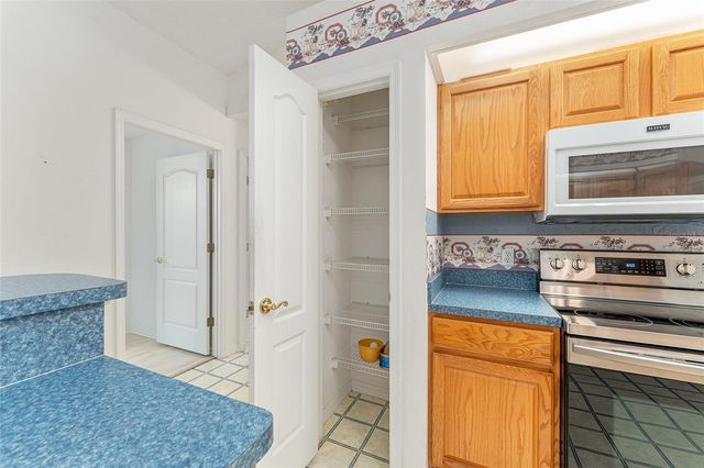 8212 N ZAVAL AVENUE, Dunnellon, FL 34433