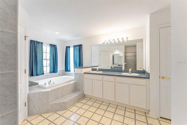 8212 N ZAVAL AVENUE, Dunnellon, FL 34433