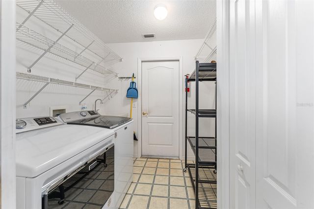 8212 N ZAVAL AVENUE, Dunnellon, FL 34433