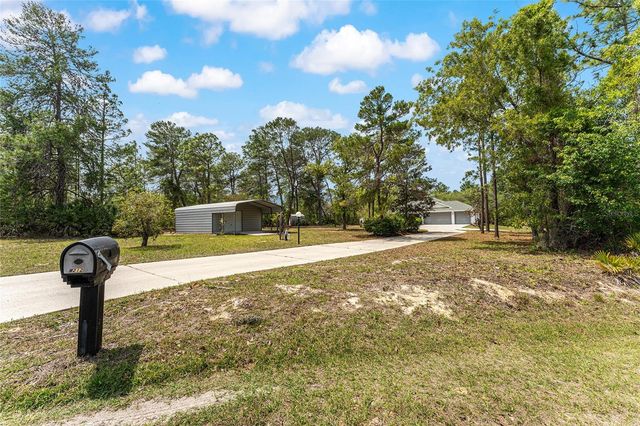 8212 N ZAVAL AVENUE, Dunnellon, FL 34433